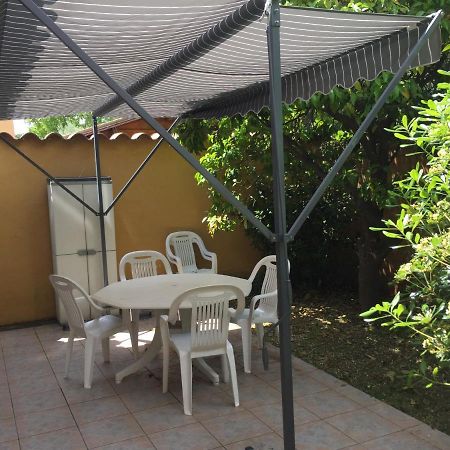 Studio Pied Dans L Eau La Londe-les-Maures Exterior foto