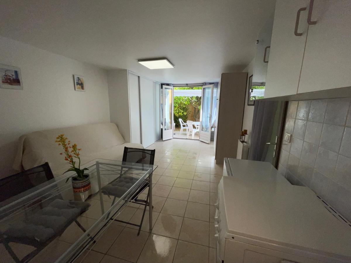 Studio Pied Dans L Eau La Londe-les-Maures Exterior foto